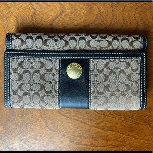 Coach trifold wallet